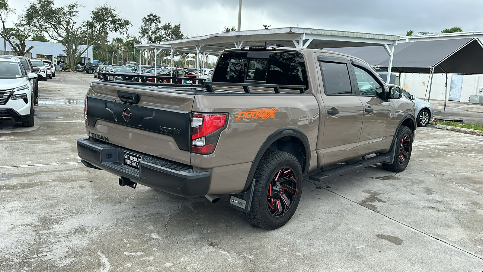 2022 Nissan Titan PRO-4X 8