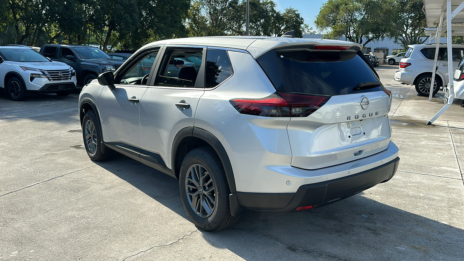 2025 Nissan Rogue S 5