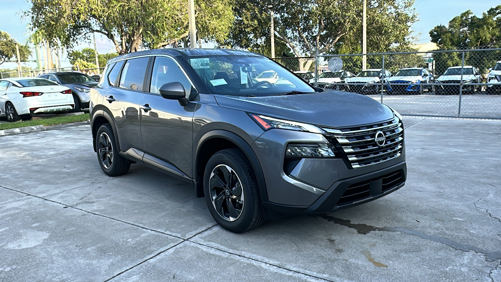 2024 Nissan Rogue SV 1