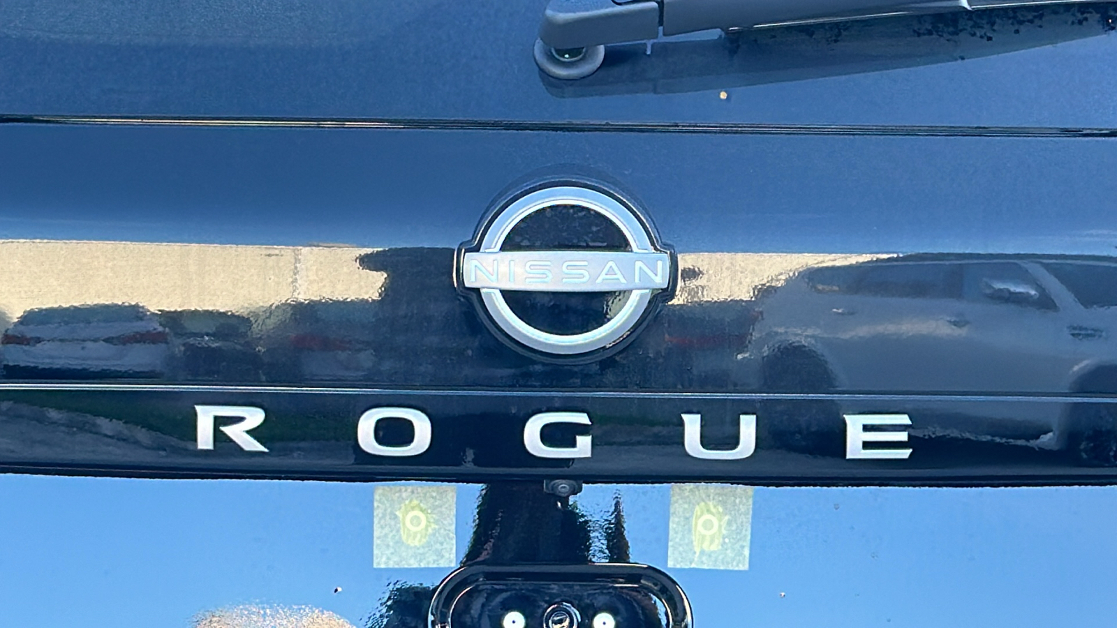 2024 Nissan Rogue SV 10