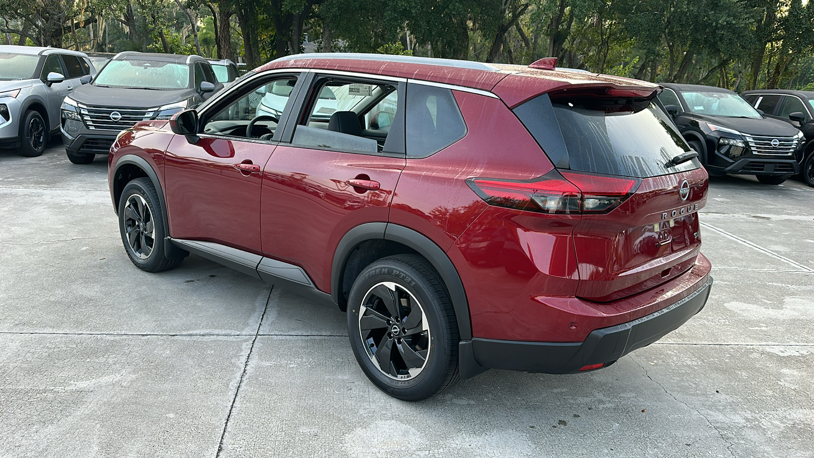 2024 Nissan Rogue SV 5