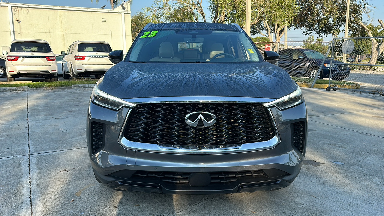 2023 INFINITI QX60 LUXE 2