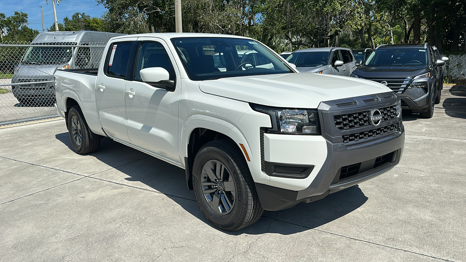 2025 Nissan Frontier SV 1