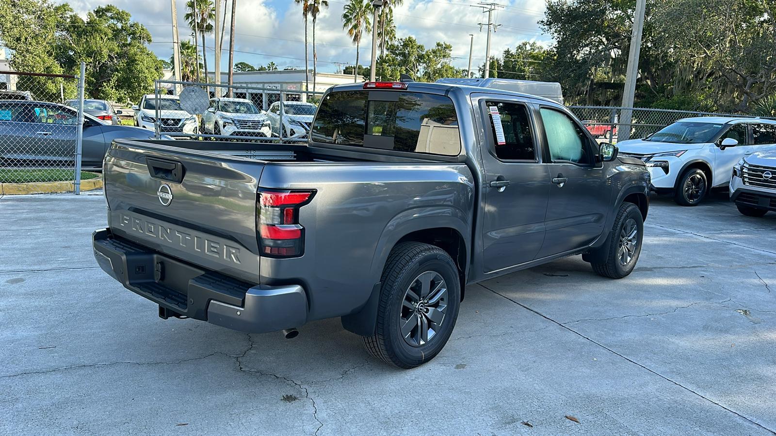 2025 Nissan Frontier SV 7