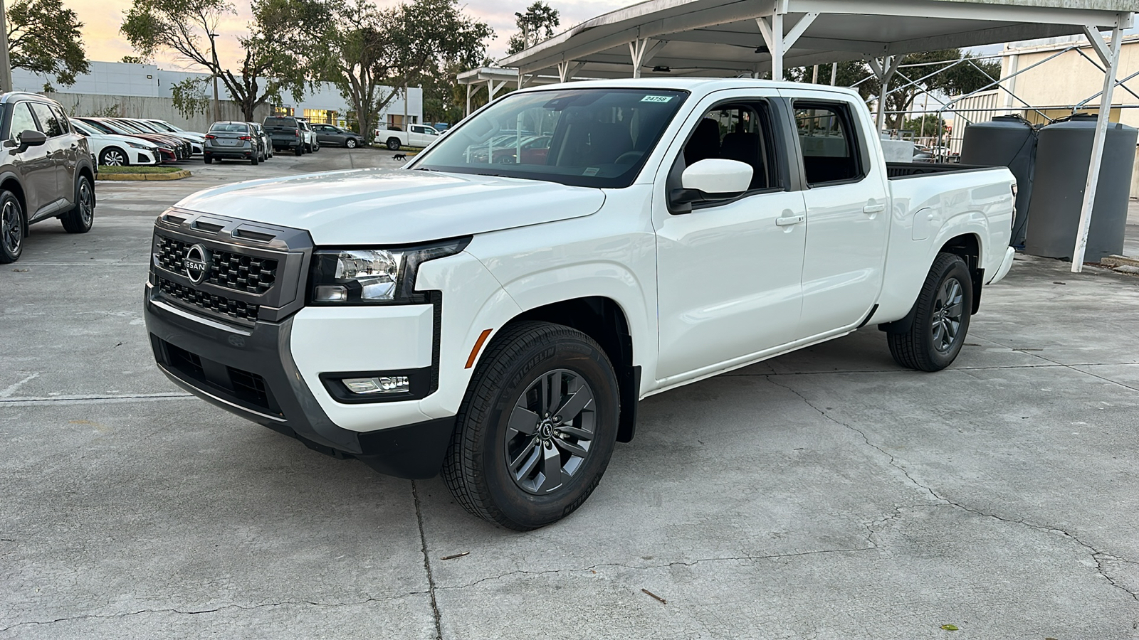 2025 Nissan Frontier SV 3