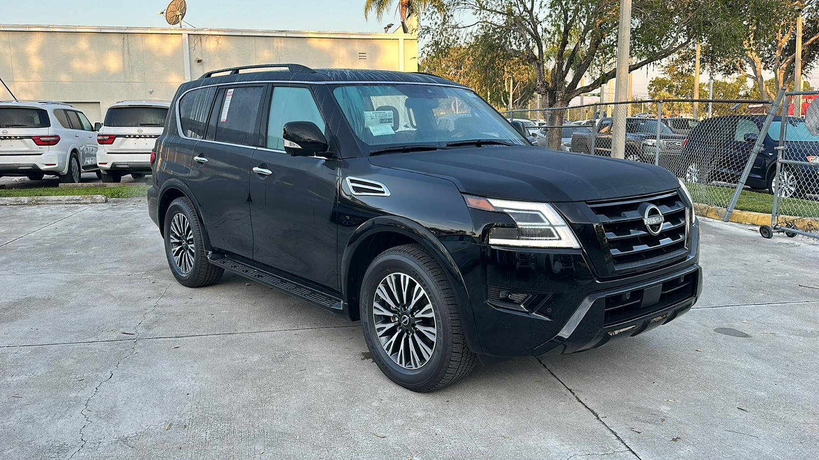 2024 Nissan Armada SL 1