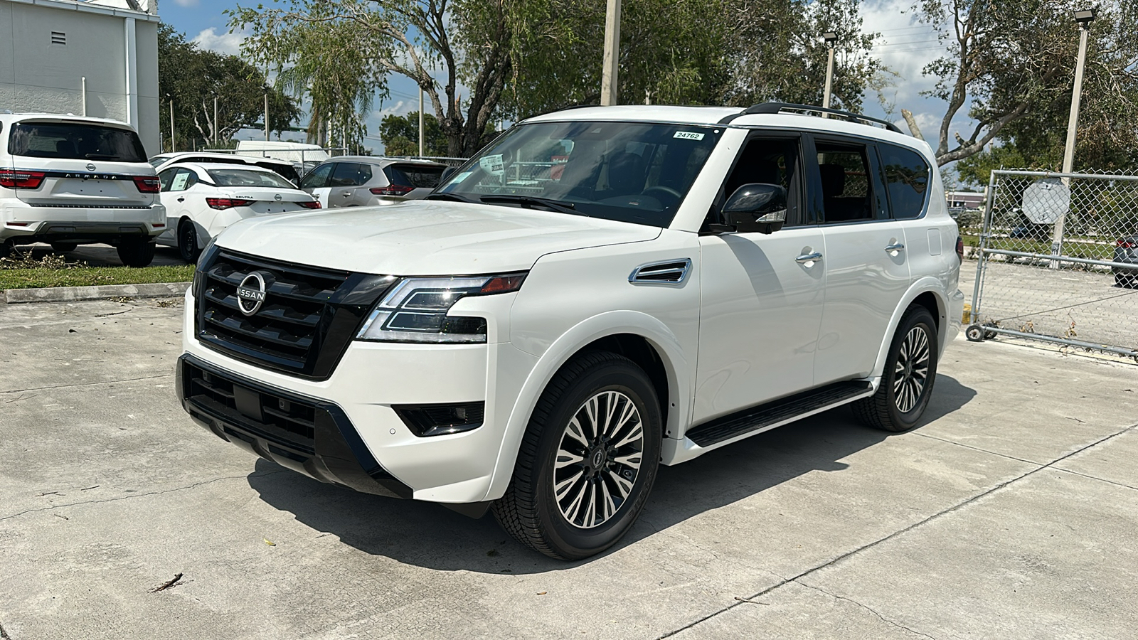 2024 Nissan Armada SL 3