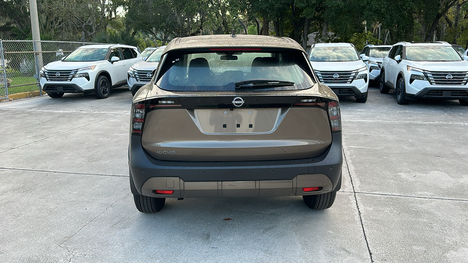 2025 Nissan Kicks S 7