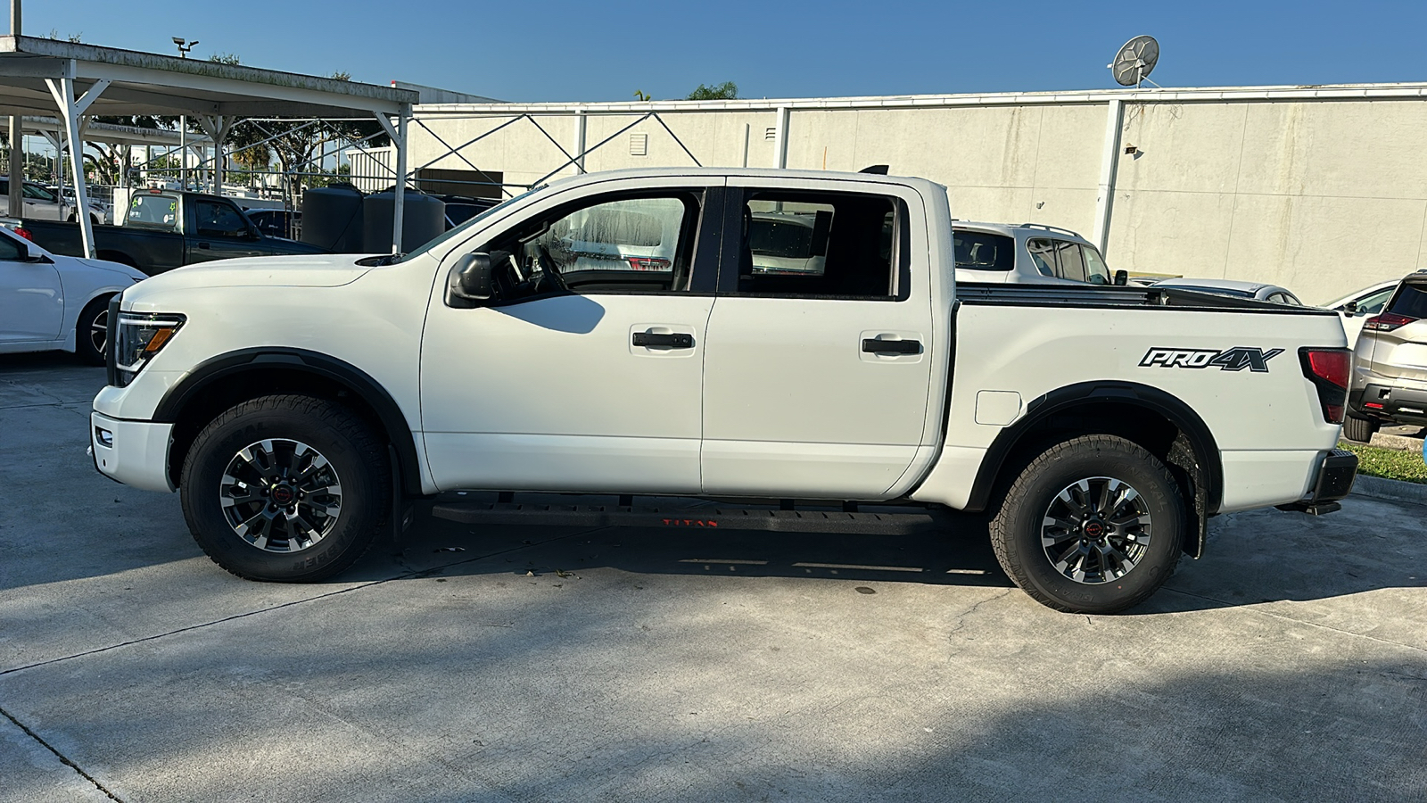 2024 Nissan Titan PRO-4X 4