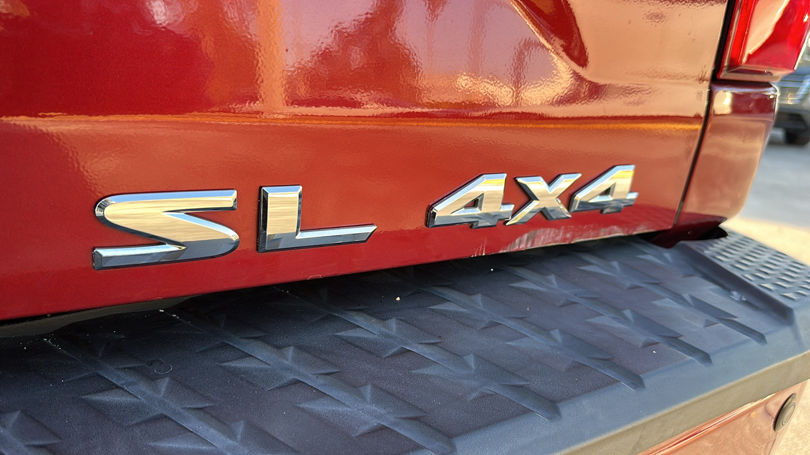 2017 Nissan Titan XD SL 10