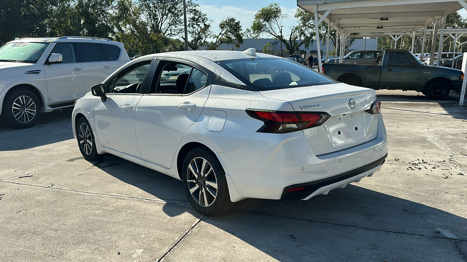 2024 Nissan Versa SV 5