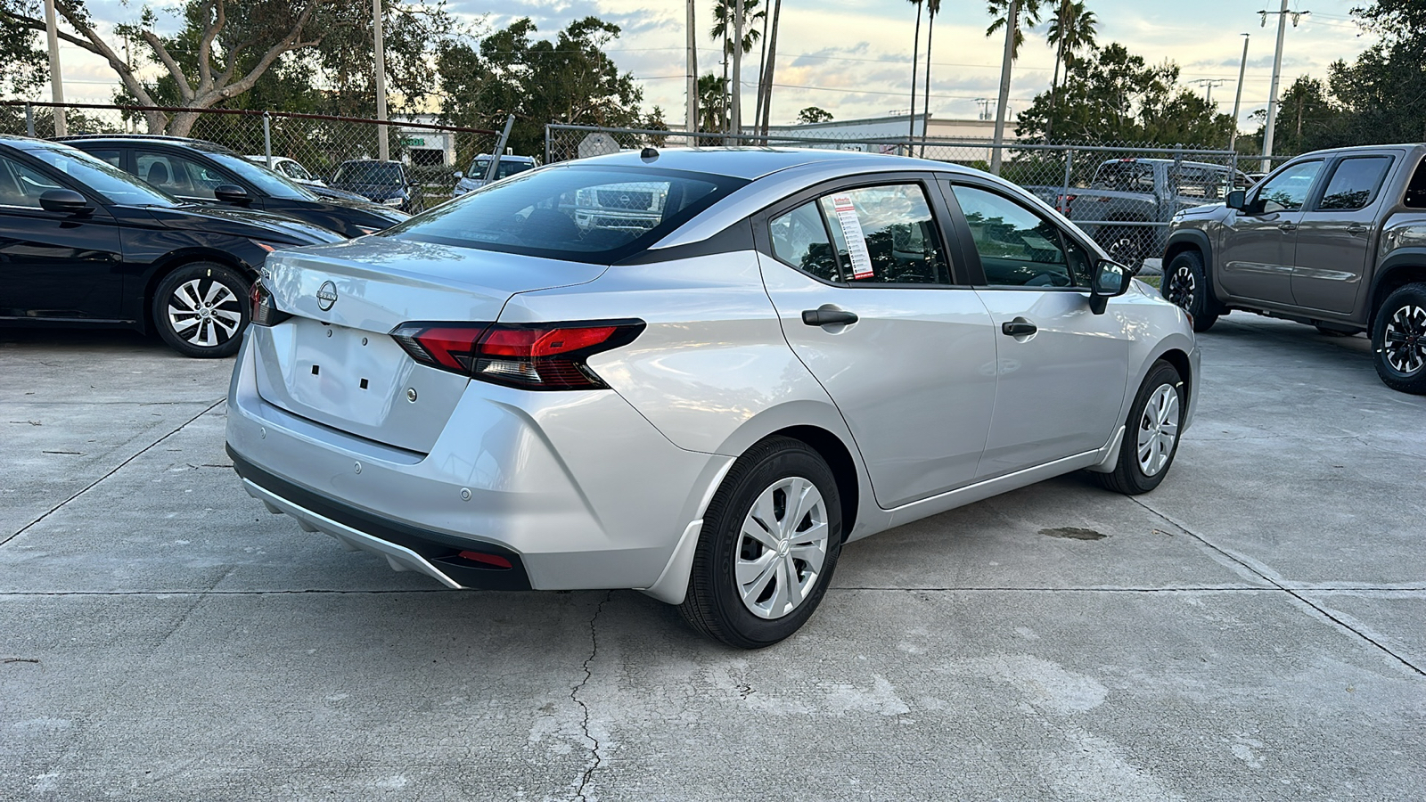 2024 Nissan Versa S 7