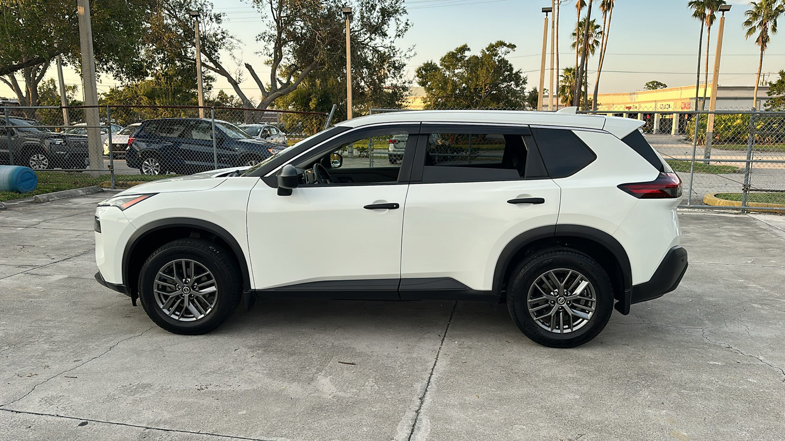 2021 Nissan Rogue S 5