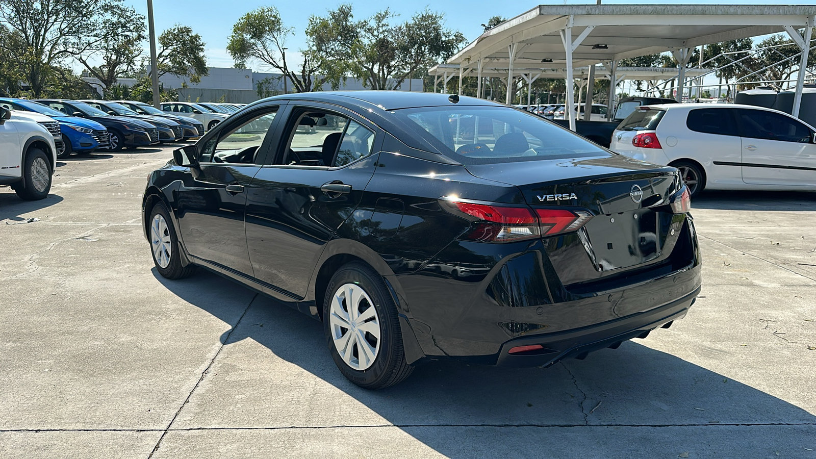 2024 Nissan Versa S 5