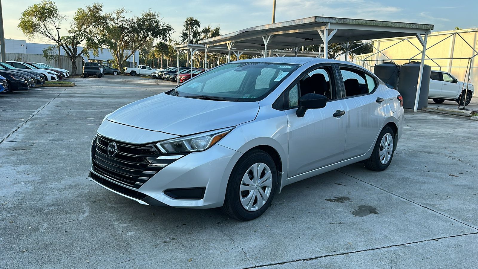 2024 Nissan Versa S 3