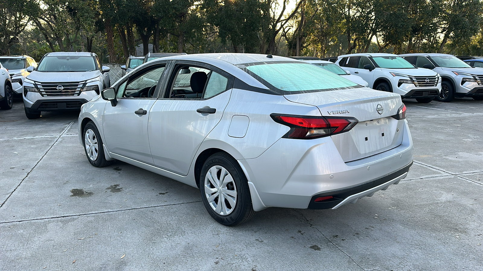 2024 Nissan Versa S 5