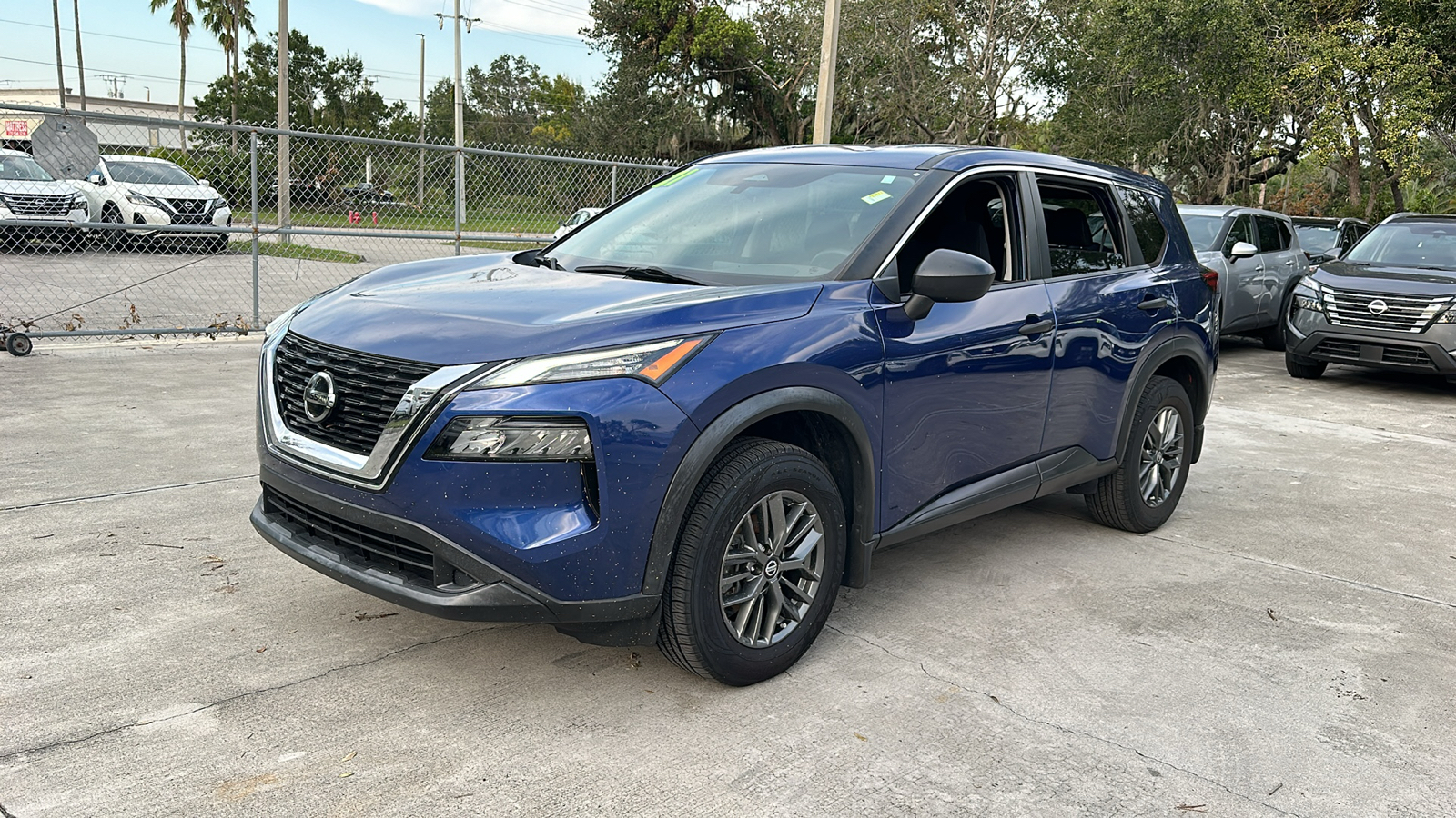 2021 Nissan Rogue S 3