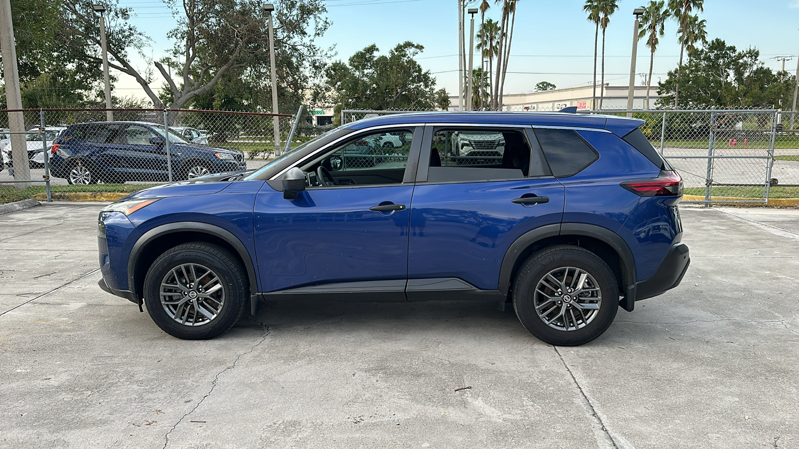 2021 Nissan Rogue S 4