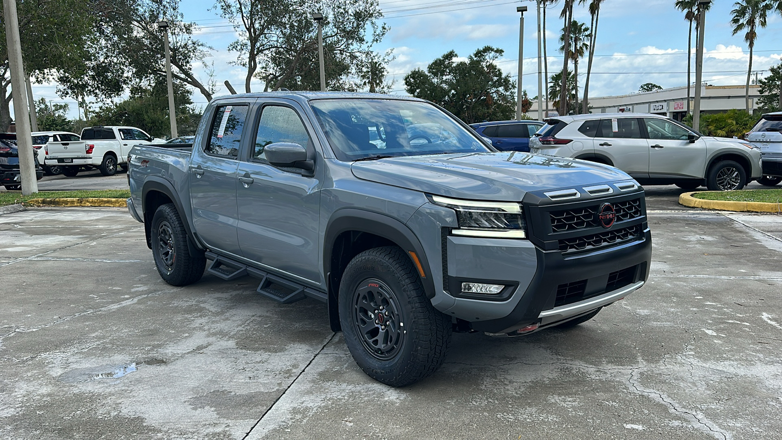 2025 Nissan Frontier PRO-4X 1