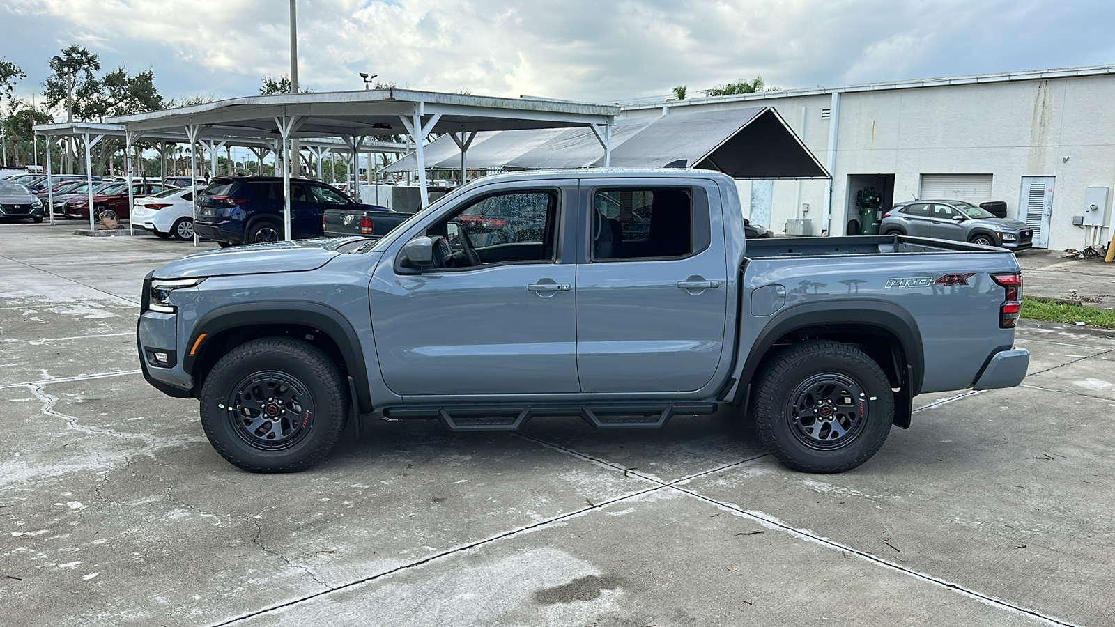 2025 Nissan Frontier PRO-4X 4