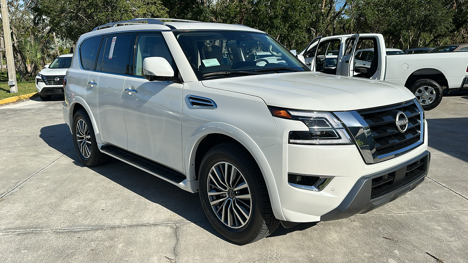 2024 Nissan Armada SL 1