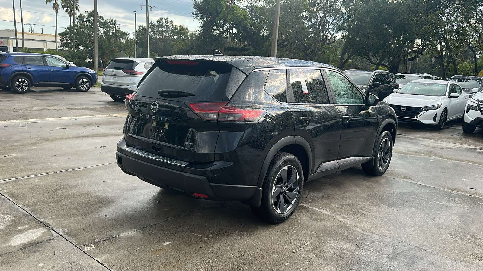 2025 Nissan Rogue SV 7