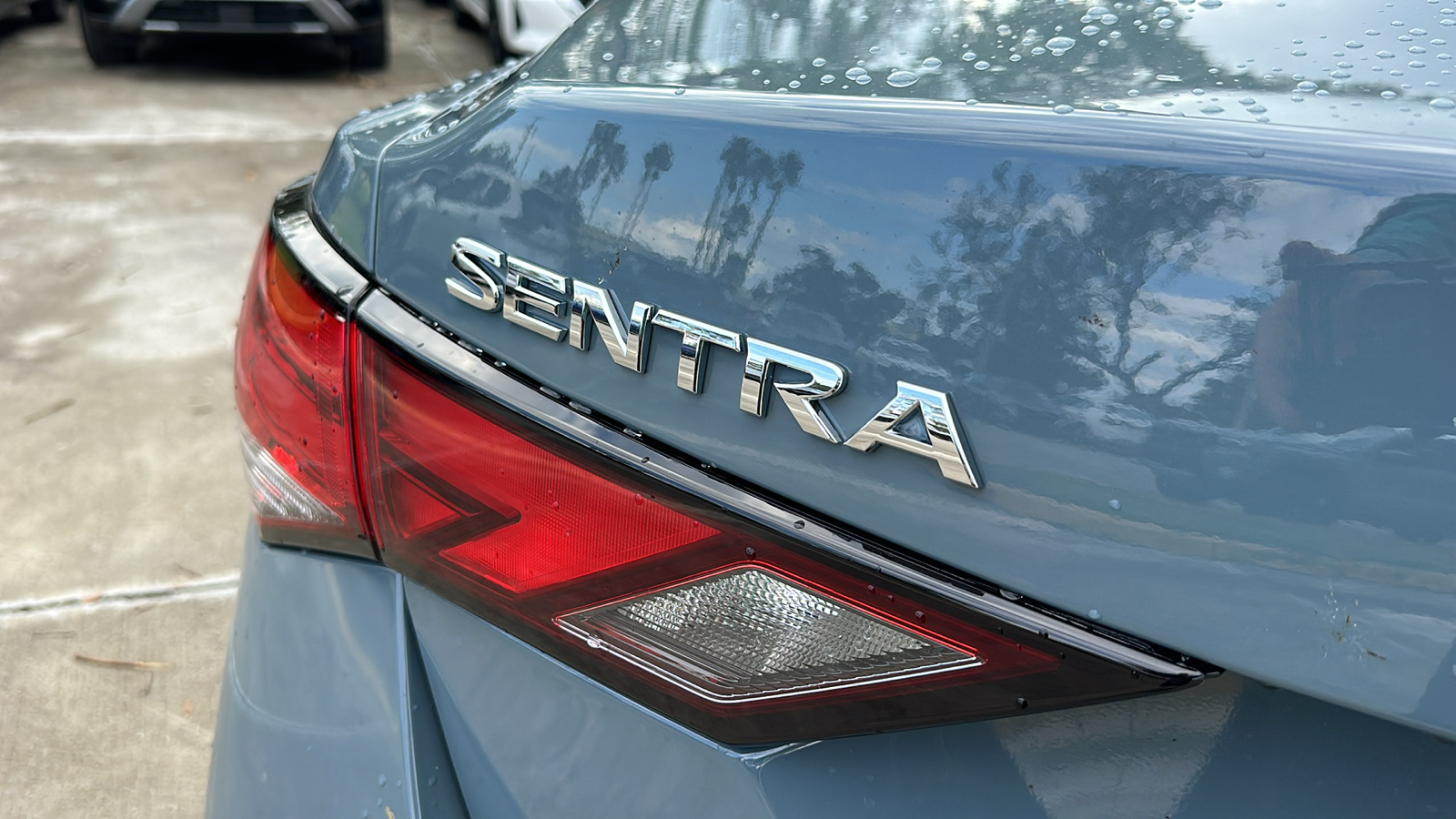 2025 Nissan Sentra SV 9