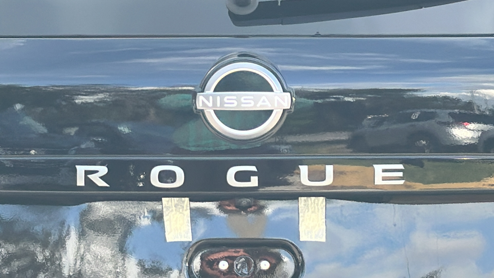 2025 Nissan Rogue S 9