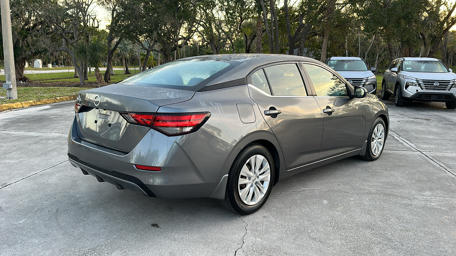 2020 Nissan Sentra S 7