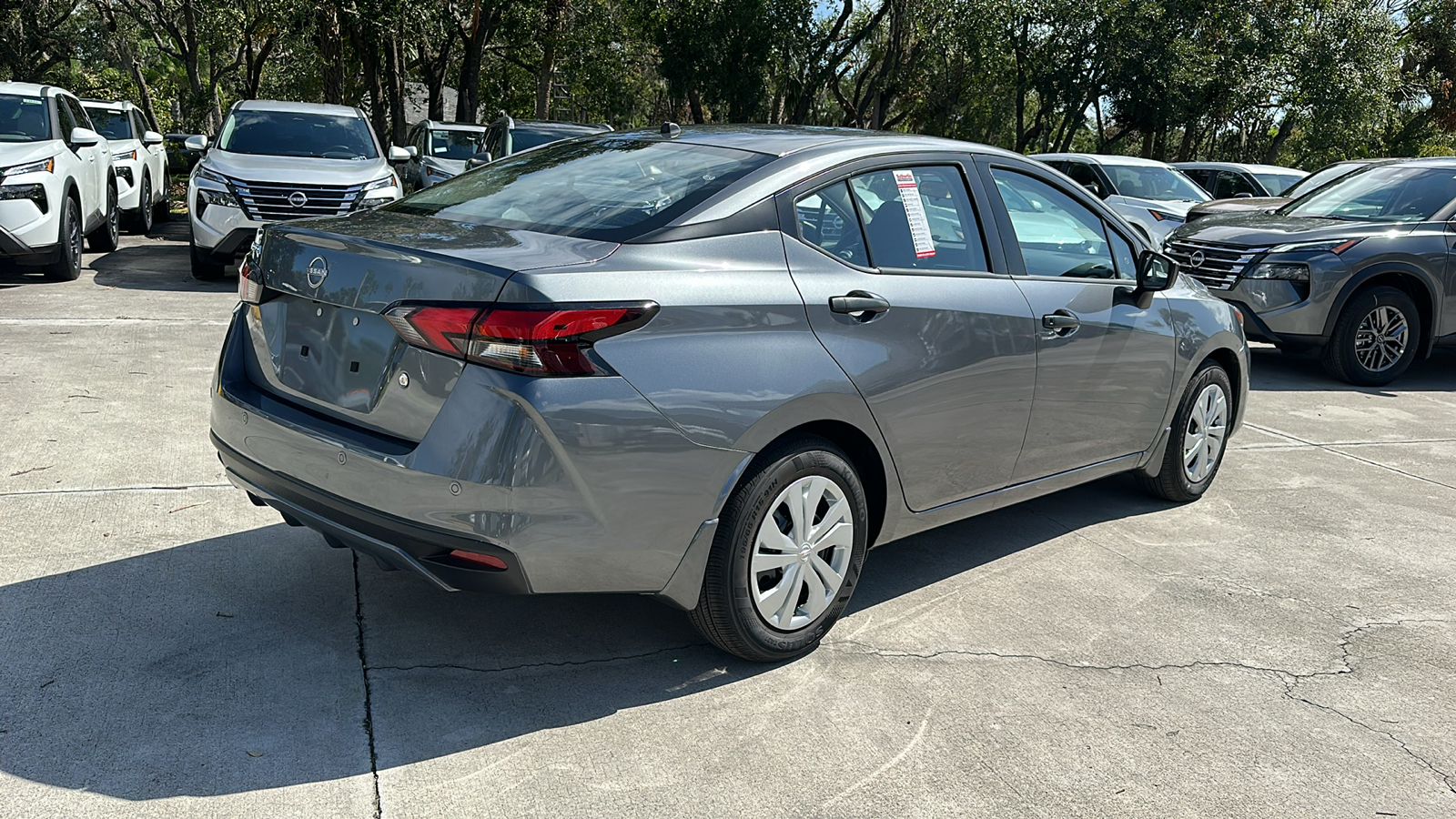 2024 Nissan Versa S 7