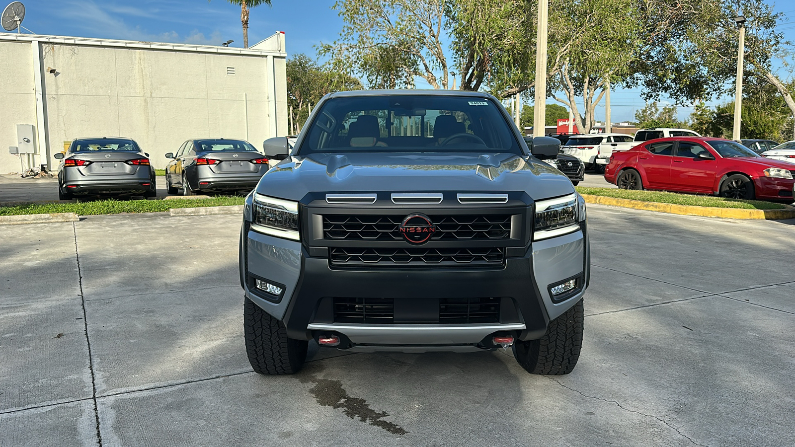 2025 Nissan Frontier PRO-4X 2