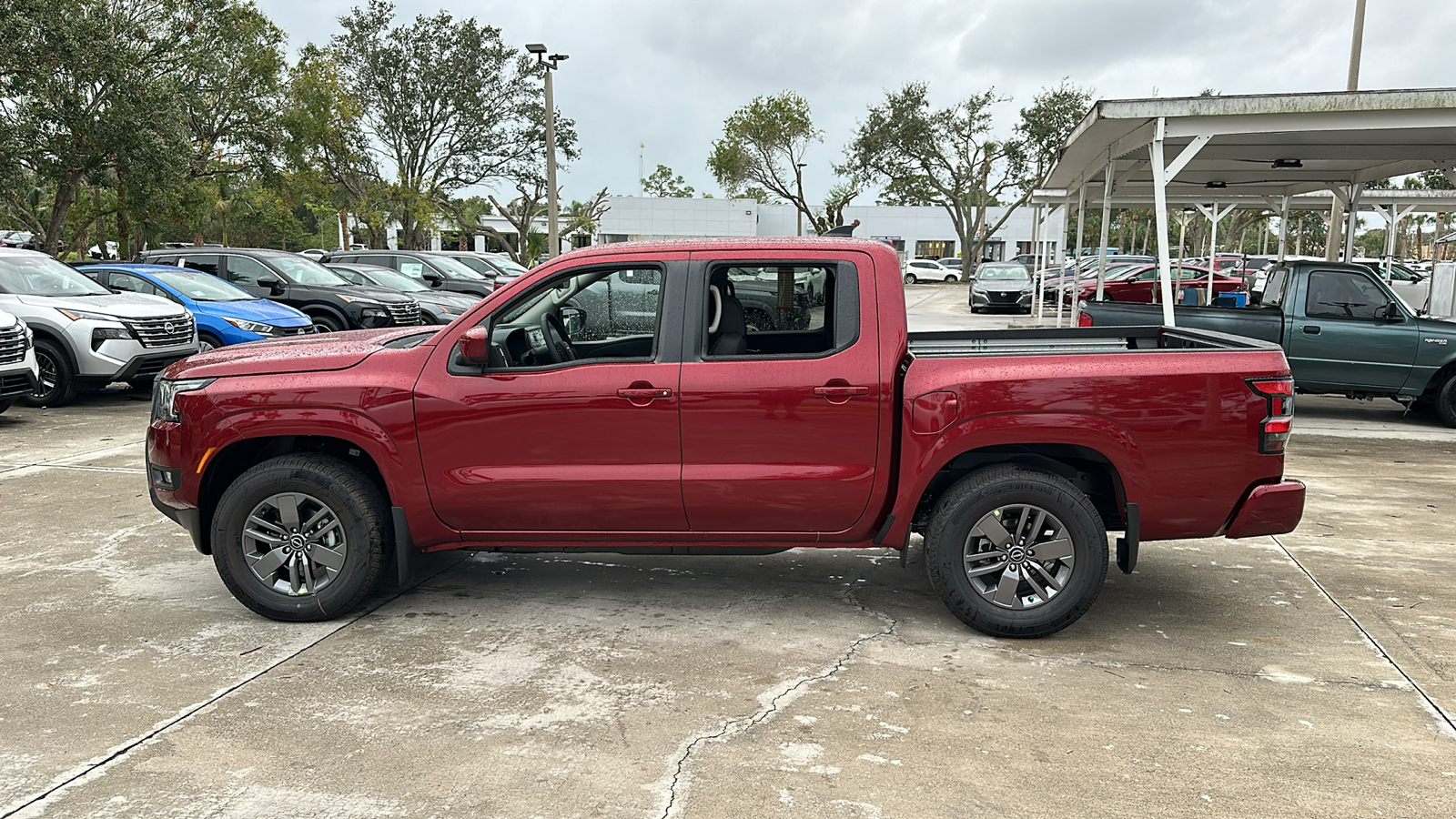 2025 Nissan Frontier SV 4