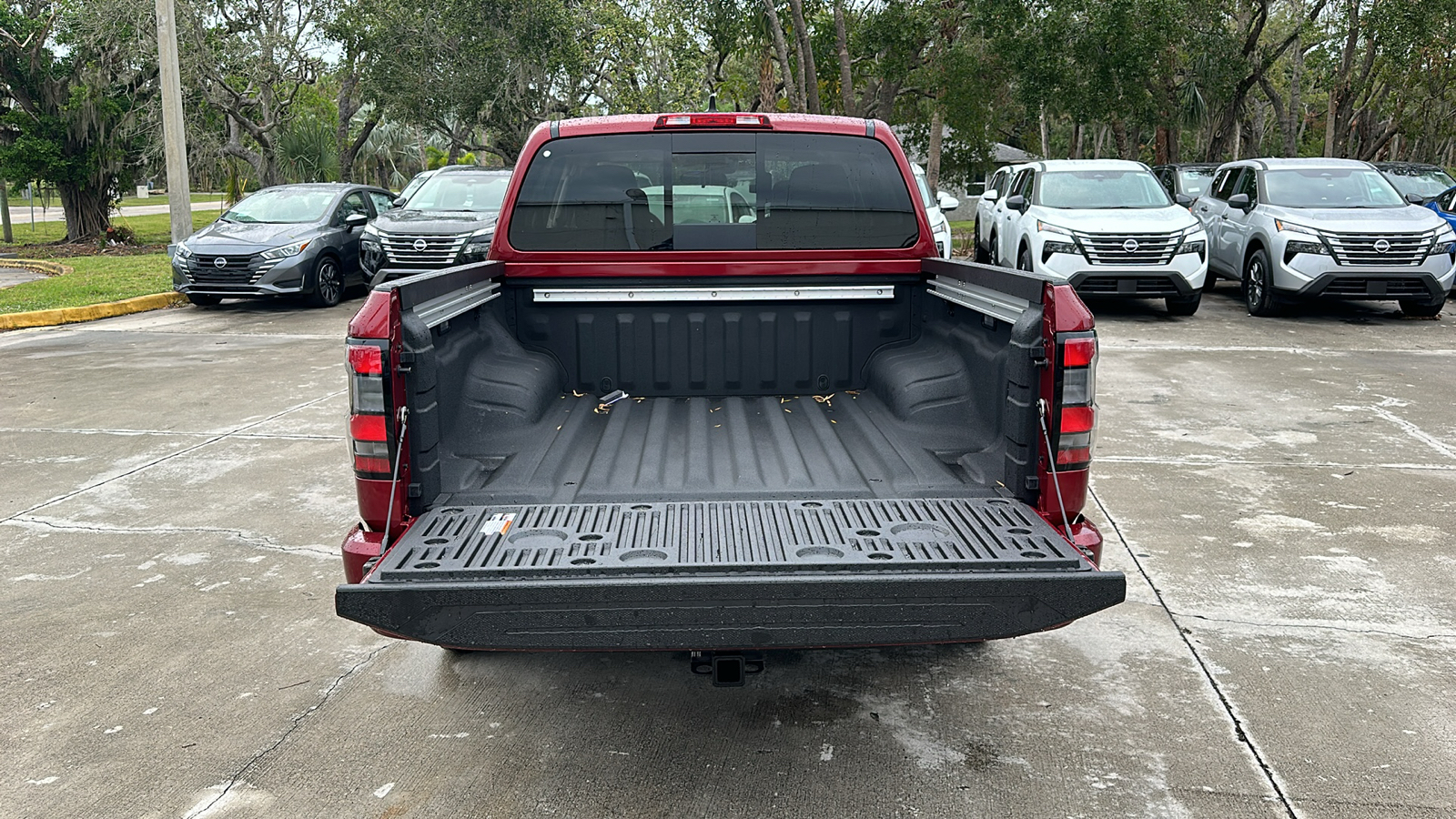 2025 Nissan Frontier SV 27