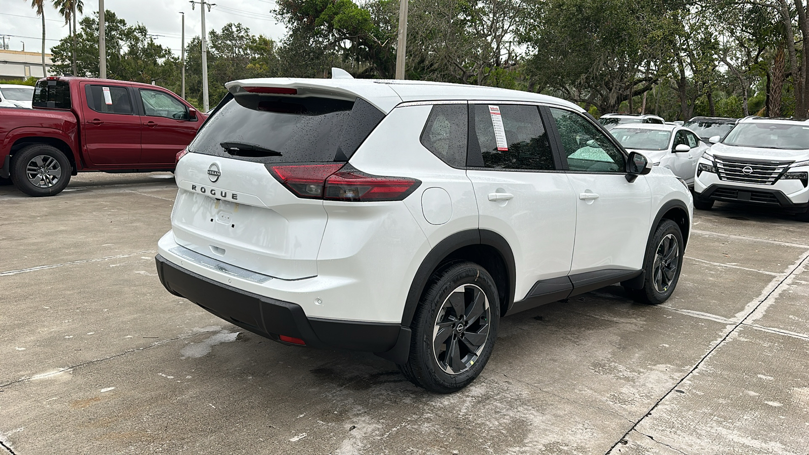 2025 Nissan Rogue SV 7