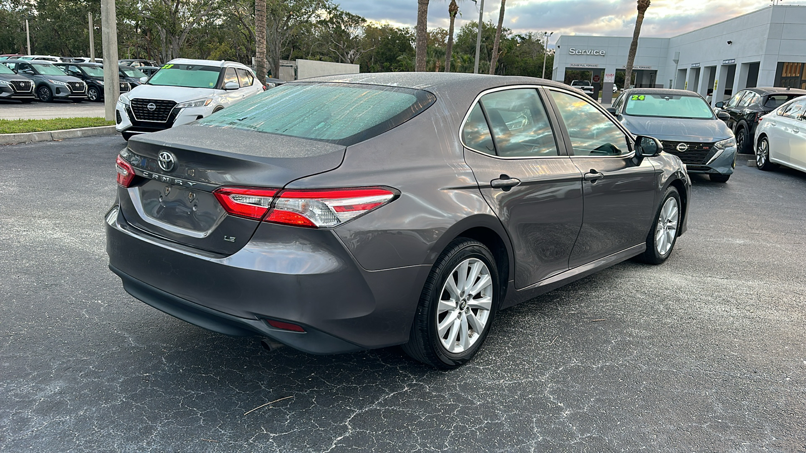 2018 Toyota Camry SE 7