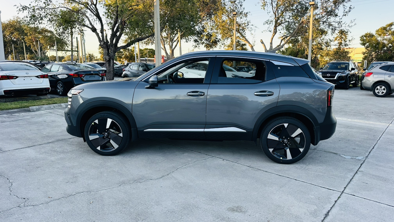 2025 Nissan Kicks SR 4