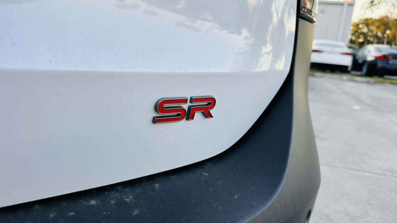 2025 Nissan Kicks SR 10