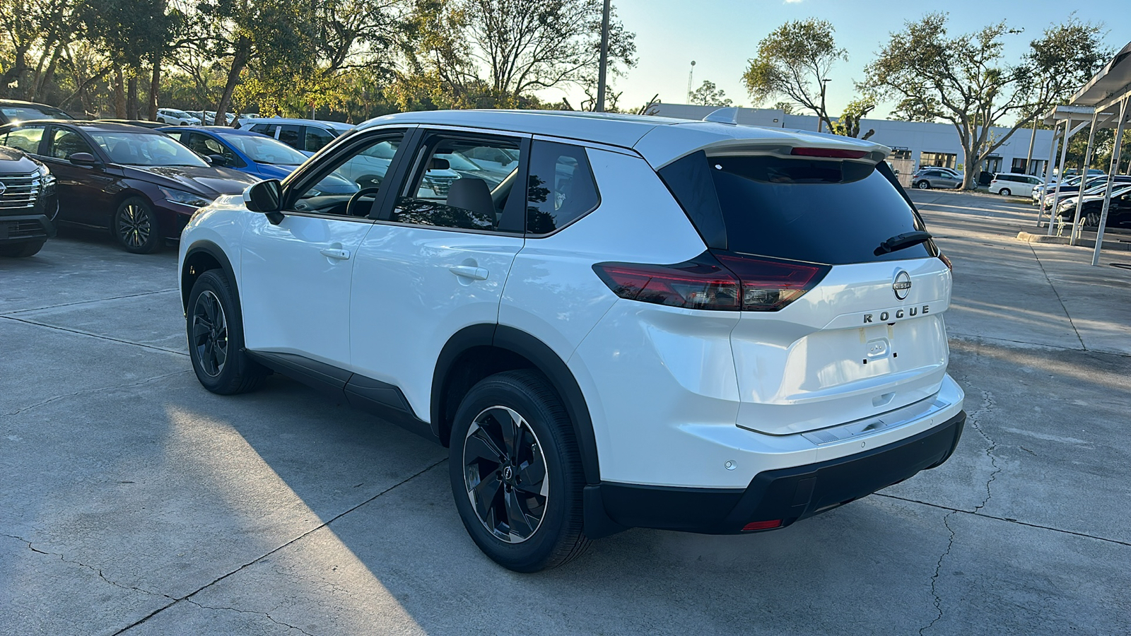 2025 Nissan Rogue SV 5