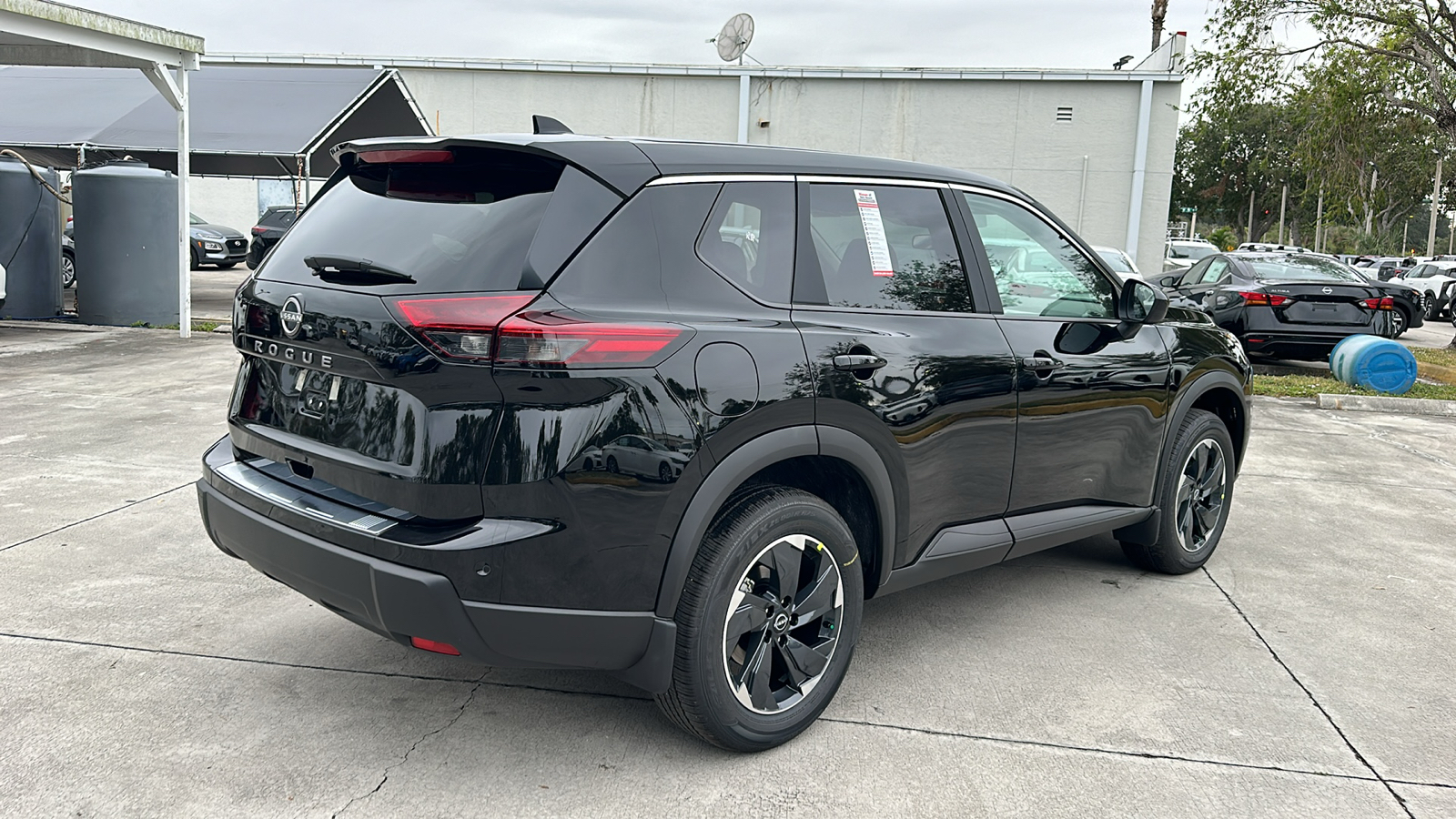 2025 Nissan Rogue SV 7