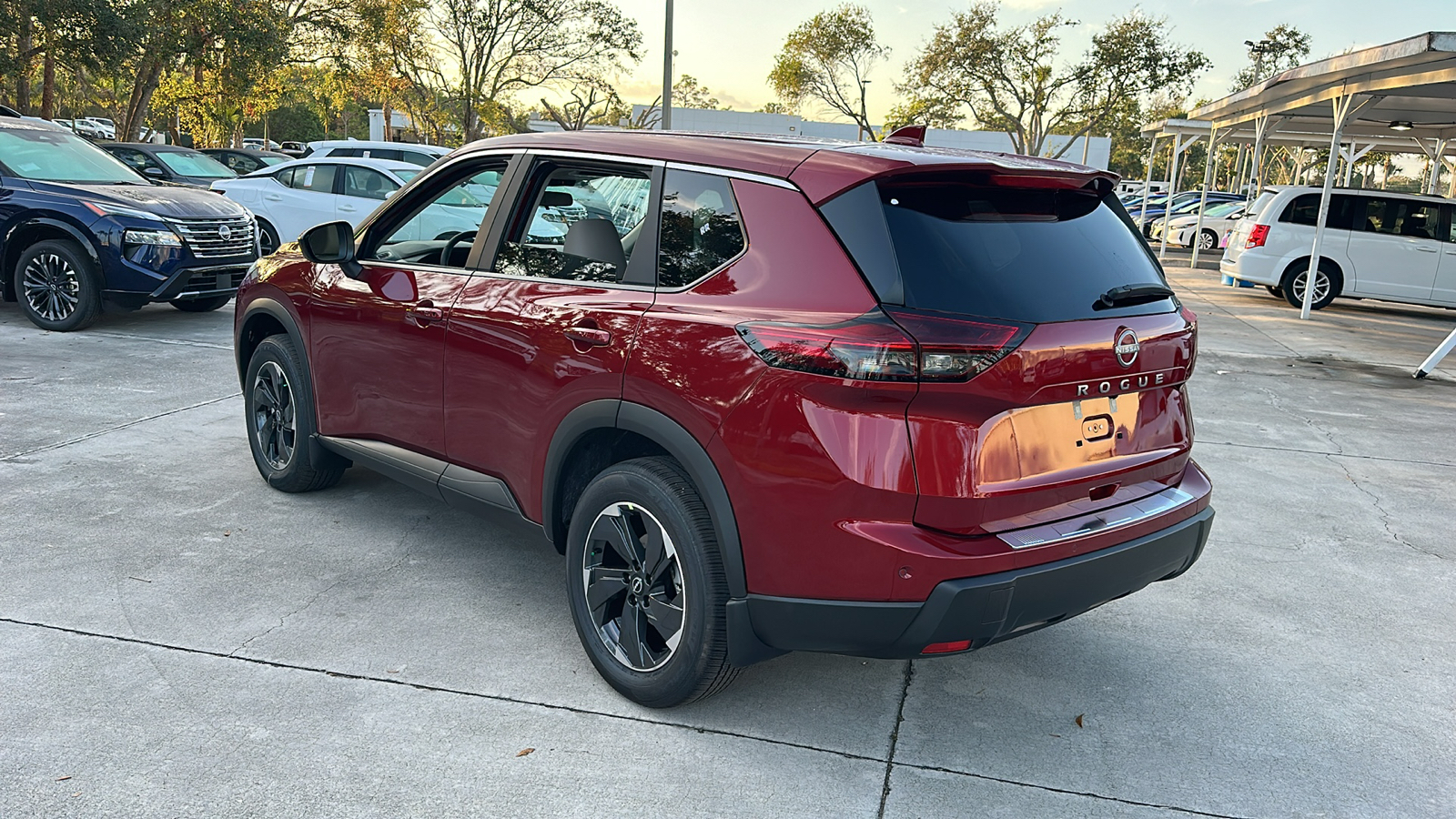 2025 Nissan Rogue SV 5