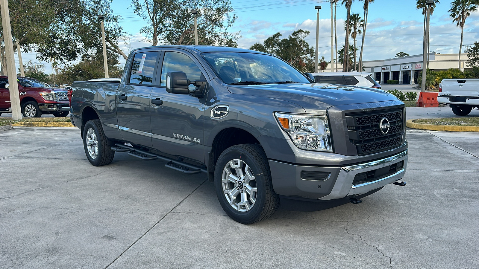 2024 Nissan Titan XD SV 1