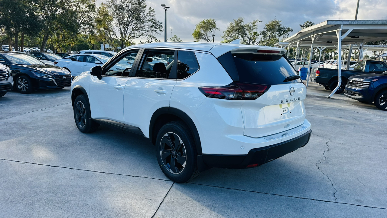 2025 Nissan Rogue SV 5