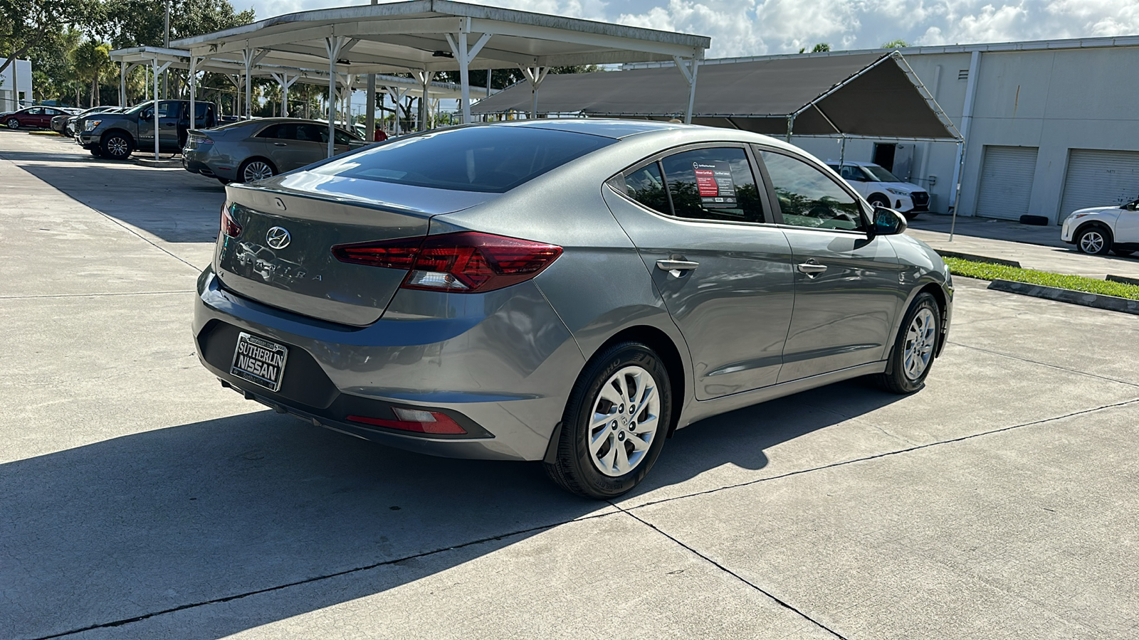 2019 Hyundai Elantra SE 8