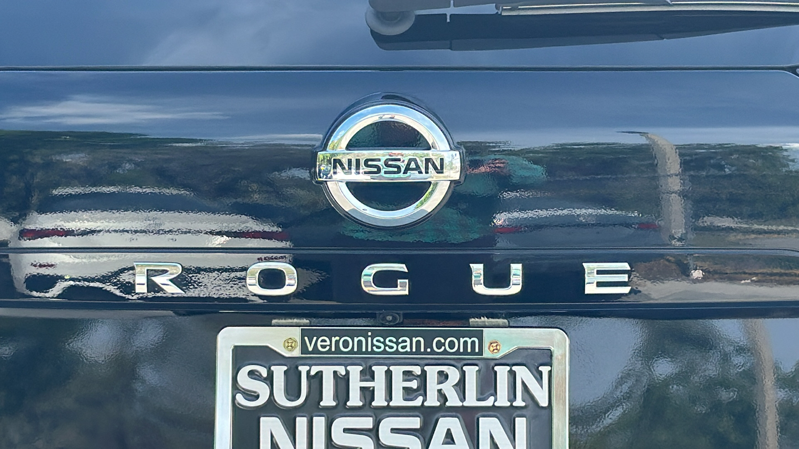 2021 Nissan Rogue SV 10