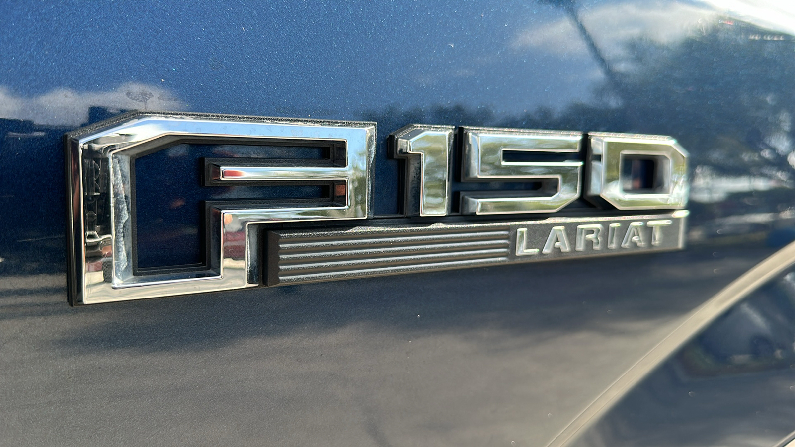 2016 Ford F-150 Lariat 10