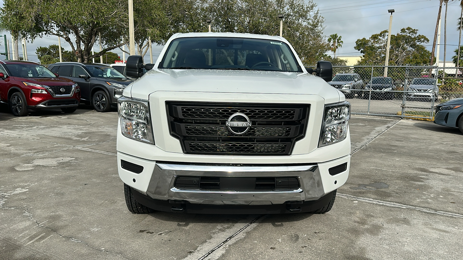 2024 Nissan Titan XD SV 2