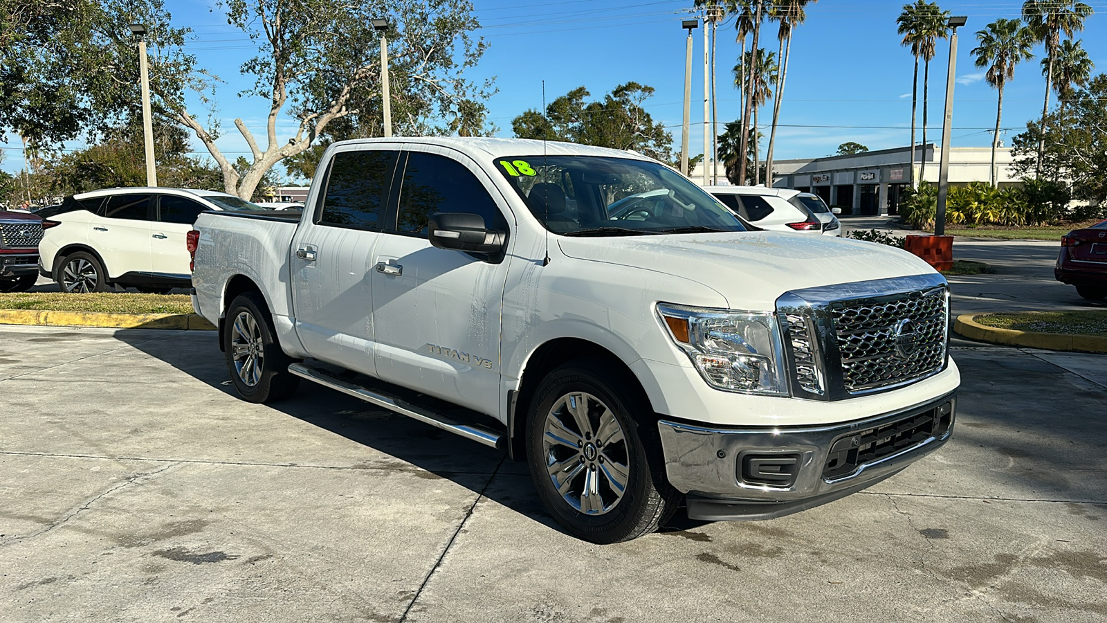 2018 Nissan Titan SV 1