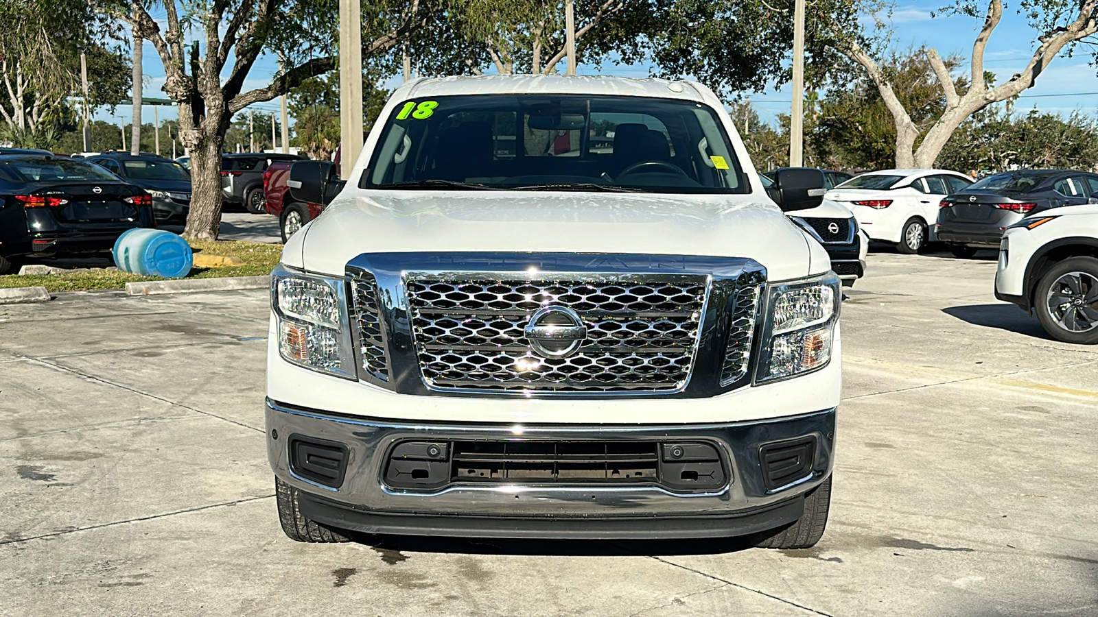 2018 Nissan Titan SV 2