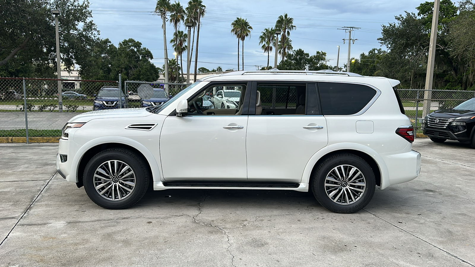 2024 Nissan Armada SL 4