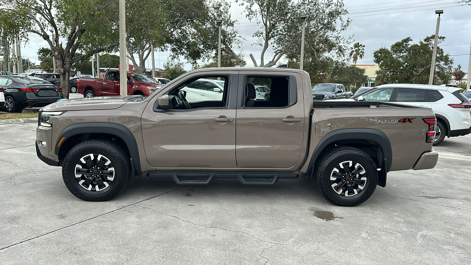 2022 Nissan Frontier PRO-4X 4